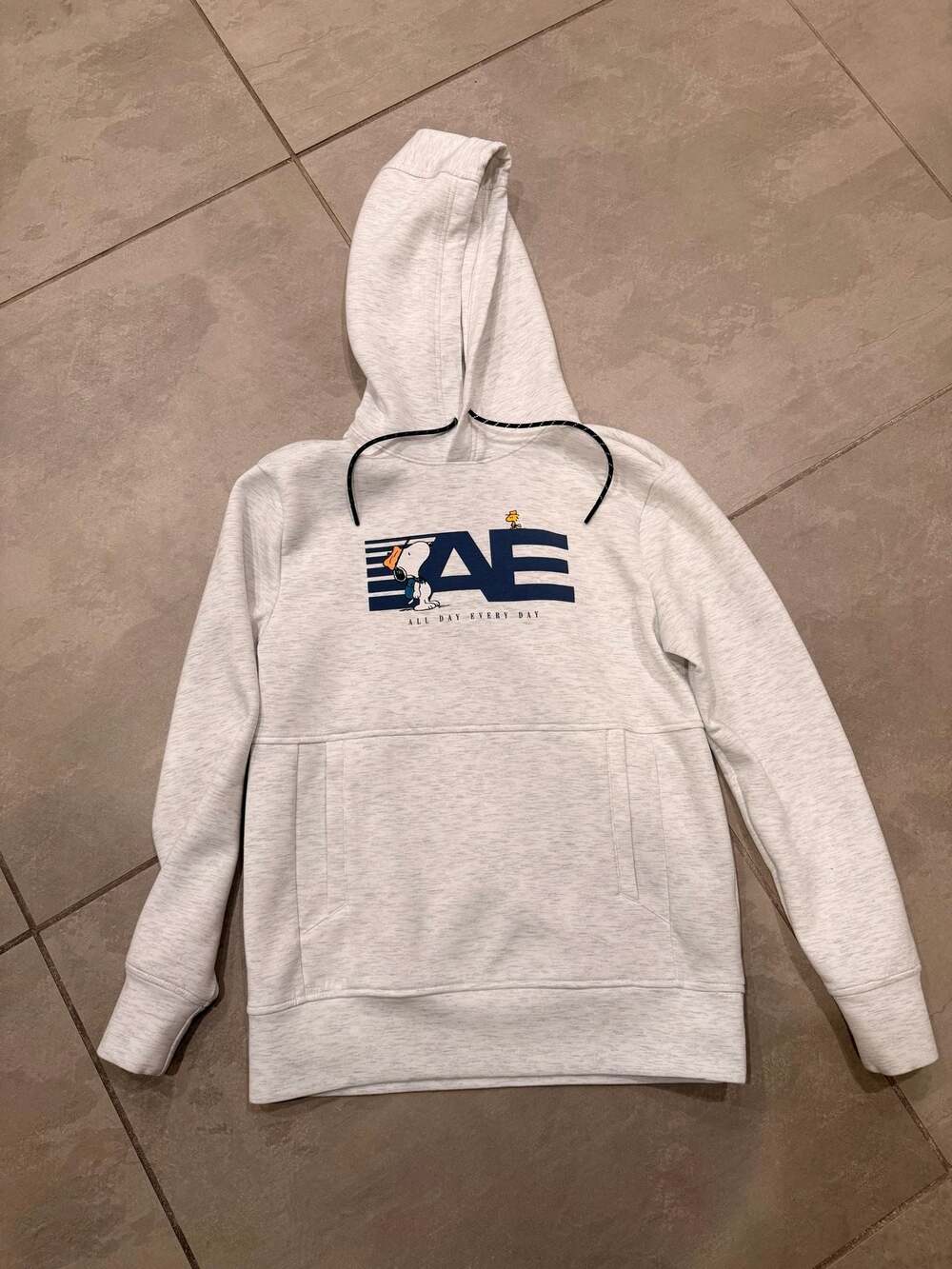 American Eagle Peanuts Snoopy All Day Every Day Hoodie Size XS